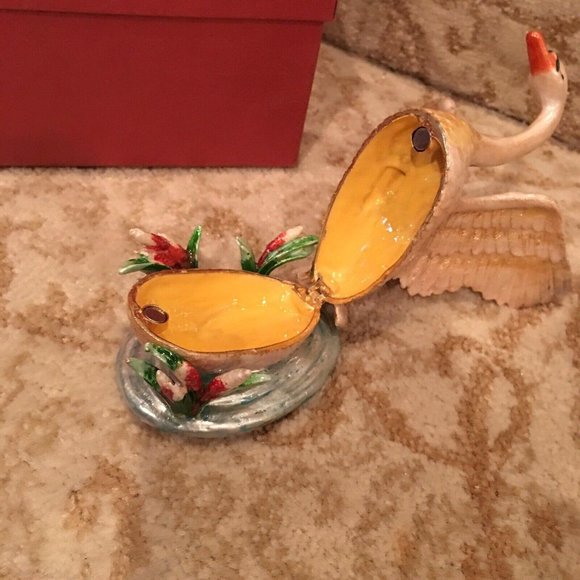Great Gift!! Beautiful Mini Swan Bird Trinket Box Crystal Decor Easter - Picture 12 of 12